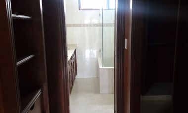 se arrienda apartamento barrio Santa Teresita