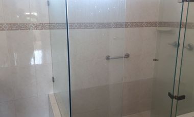 se arrienda apartamento barrio Santa Teresita