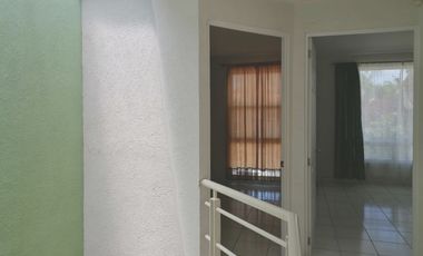 Casa con Terreno Ampliado en Privada – Excelente Plusvalía cerca de Altacia