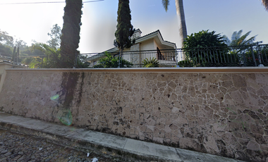 CASA EN VENTA EN LOMA DEL BARRO ZAPOTLAN JALISCO DE REMATE