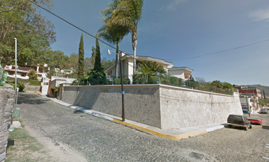 CASA EN VENTA EN LOMA DEL BARRO ZAPOTLAN JALISCO DE REMATE