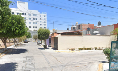 CASA VENTA REMATE CESION DERECHOS VILLA VERDE  FRACC VILLAS DE LA HACIENDA   LOS PINOS CELAYA  -MP