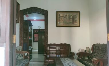 Rumah Pusat Kota jl.Wahidin Cirebon