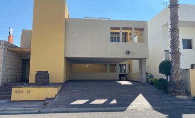 Excelente casa en venta en el Club Campestre de golf