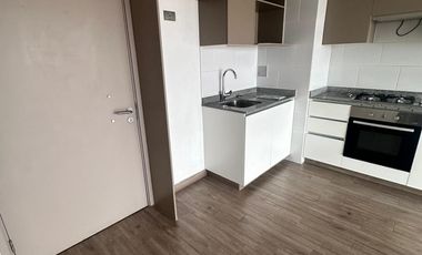 Arriendo departamento en edificio las torcazas