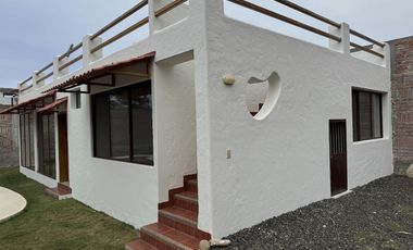 EN VENTA PROPIEDAD CON 2 HERMOSAS CASAS AMOBLADAS EN SAN CLEMENTE-MANABI, PARA INVERSION