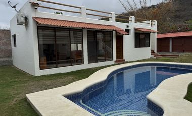 EN VENTA PROPIEDAD CON 2 HERMOSAS CASAS AMOBLADAS EN SAN CLEMENTE-MANABI, PARA INVERSION