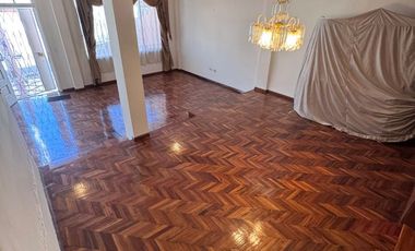 Vendo Casa en las Dalias - Los Pinos en ciudad de Riobamba