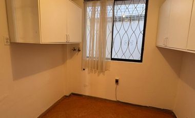 Vendo Casa en las Dalias - Los Pinos en ciudad de Riobamba