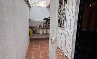 Vendo Casa en las Dalias - Los Pinos en ciudad de Riobamba