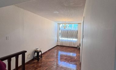 Vendo Casa en las Dalias - Los Pinos en ciudad de Riobamba