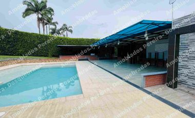 Finca Familiar con Piscina y  Zonas Verdes