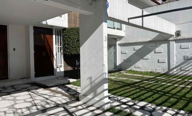 Echegaray, casa en renta remodelada