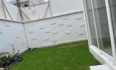 Echegaray, casa en renta remodelada