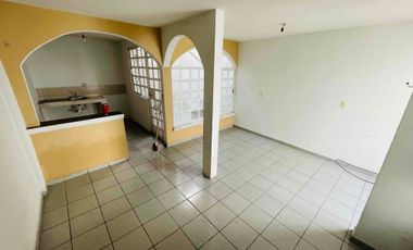 EXCELENTE CASA EN RENTA EN SAN ROQUE CALLE FRESNOS CUAUTITLÁN DE ROMERO