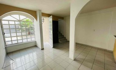 EXCELENTE CASA EN RENTA EN SAN ROQUE CALLE FRESNOS CUAUTITLÁN DE ROMERO