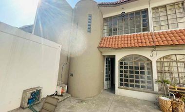 EXCELENTE CASA EN RENTA EN SAN ROQUE CALLE FRESNOS CUAUTITLÁN DE ROMERO