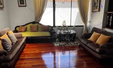 casa en venta con local y departamento sector. MONAY totoracocha