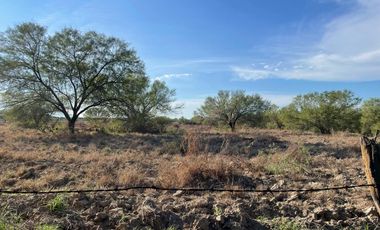 RANCHO EN VENTA EN CADEREYTA JIMENEZ, NUEVO LEON, ACTUALMENTE OPERANDO,TIERRAS MUY FERTILES, ABUNDANTE AGUA, FLORA Y FAUNA, 76.52 HAS,