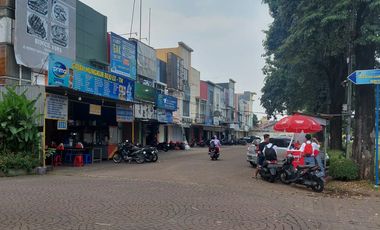 Lokasi strategis..ruko di Ciputat, posisi hoek