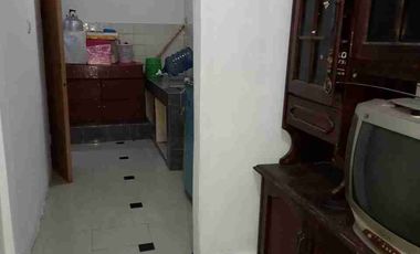 DISEWAKAN RUMAH 165M2 SEMI FURNISHED 4 BR KOMPLEK PINANG GRIYA PERMAI
​