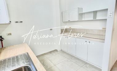 Sauces 6 Departamento primer piso con aires cortinas parqueo