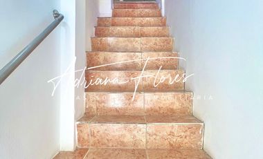 Sauces 6 Departamento primer piso con aires cortinas parqueo