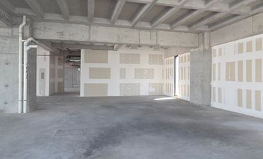 Oficina con Terraza en Venta en La Colonia Alpes