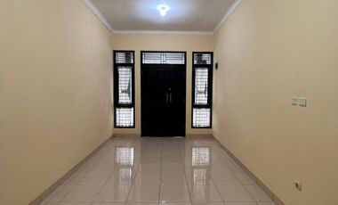 Termurah*Disewakan Rumah Terawat Di Komplek Sayap jalan Ibrahim adjie kota bandung