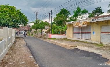 Rumah & Toko Strategis Type 375 LT 450 M2, Curugrendeng, Jalancagak, Subang.