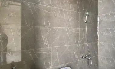 JUAL RUMAH BARU GRESS 2025 MANYAR KERTOADI TENGAH KOTA PERUMAHAN ELITE