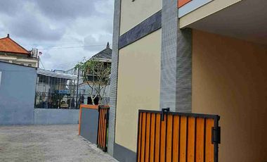 Dijual cepat rumah baru sisa 1unit Denpasar Utara