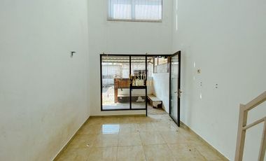 BU CEPAT! Rumah 2 Lantai Strategis Dekat Prambanan, Harga Miring!