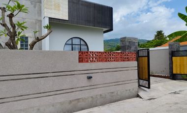 Villa Baru View Sawah & Bukit di Lovina Buleleng | SHM | 3 Kamar