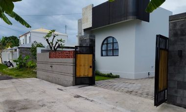 Villa Baru View Sawah & Bukit di Lovina Buleleng | SHM | 3 Kamar