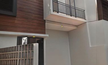 Jual Rumah Baru Minimalis 2 Lantai Dekat Pintu Tol Cisalak Depok