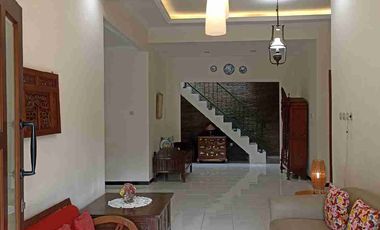 Jual - Rumah Nyaman Rapi Siap Huni di Pondok Chandra, Sidoarjo