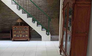 Jual - Rumah Nyaman Rapi Siap Huni di Pondok Chandra, Sidoarjo