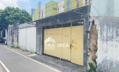 RUMAH DAN RUANG USAHA DIJUAL DI SOLO KOTA DEKAT STASIUN BALAPAN, TERMINAL TIRTONADI