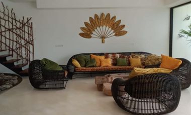 Luxury villa mewah full view jungle ubud bali