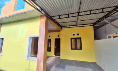 Dijual rumah full renov