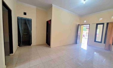 Dijual rumah full renov