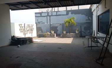 Disewakan  Gedung Ruko Green Village 3 Unit Gandeng ( 1hoek, 2 badan ) Cipondoh Tangerang