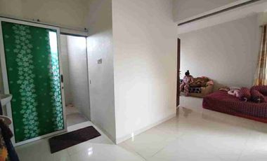 Dijual Murah  Rumah dan Toko di Pucang Gading