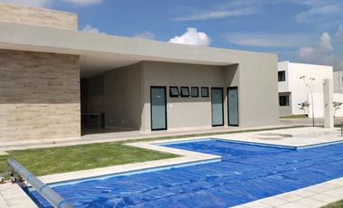 PARA ESTRENAR EN PRIVADA CON ALBERCA  VIGILANCIA, PROXIMA A ZONA INDUSTRIAL. FRACC. PUERTA NATURA.