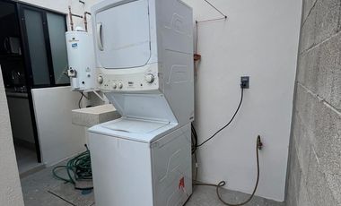 PARA ESTRENAR EN PRIVADA CON ALBERCA  VIGILANCIA, PROXIMA A ZONA INDUSTRIAL. FRACC. PUERTA NATURA.