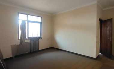 TERMURAH ! Rumah Tengah Kota Siap Huni Cuma 3,5 Milyaran aja!