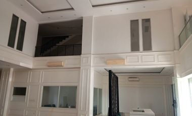 Disewakan Gedung Ruko Green Village Cipondoh Tangerang