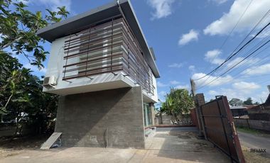 Gedung Kantor Premium 2 Lantai Dijual, di Lodtunduh, Ubud Area