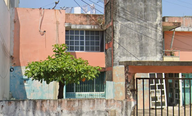 LV25-107 CASA EN VENTA DE RECUPERACION BANCARIA Av Cuauhtémoc 3412, Guadalupe Victoria, 96520 Coatzacoalcos, Veracruz SUPER PRECIO!!!